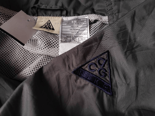 Nike ACG Vintage Nike ACG Windbreaker Double Layer Size US L / EU 52-54 / 3 - 8 Thumbnail