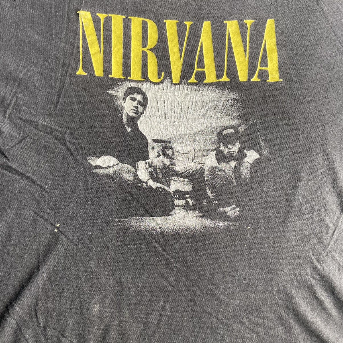 Nirvana × Vintage Nirvana Rock Band American Distressed Tshirt Size US XL / EU 56 / 4 - 2 Thumbnail