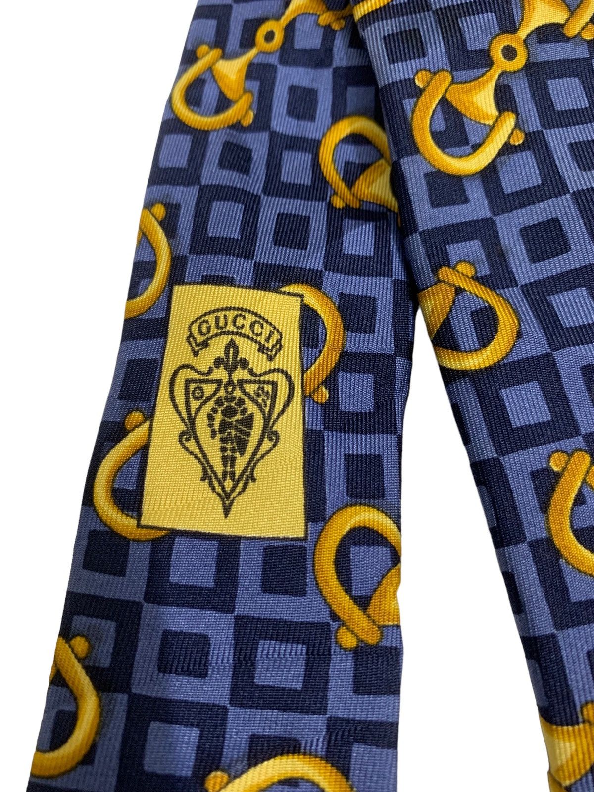 Gucci Vintage Gucci Blue Gold Silk Tie Made In Italy Size ONE SIZE - 3 Thumbnail