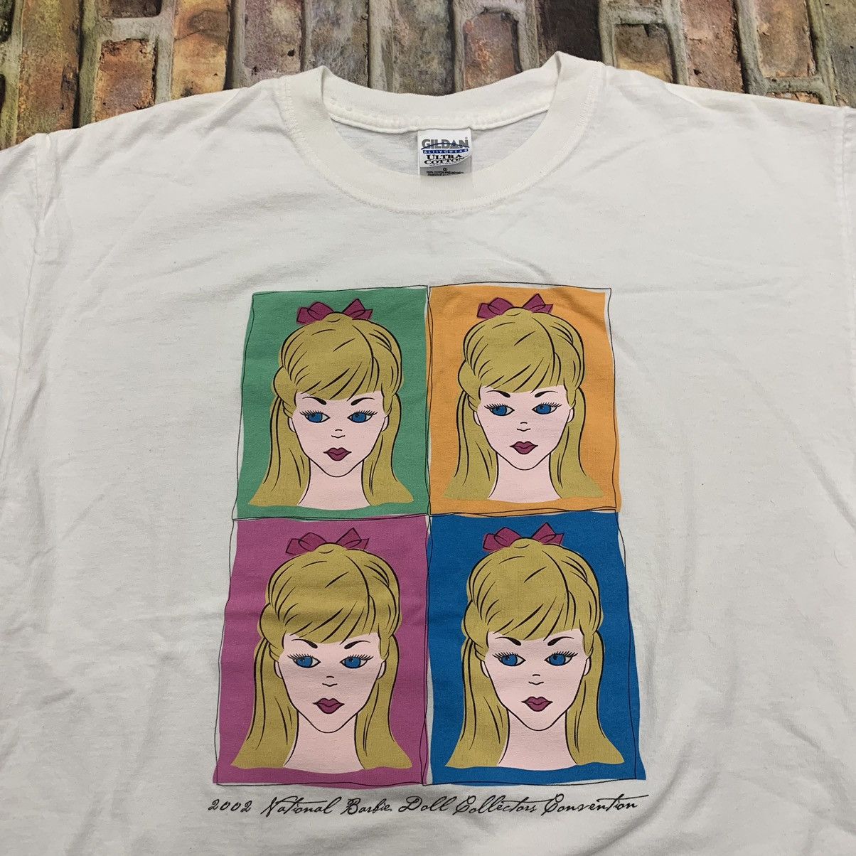 Gildan × Vintage Vintage 2002 Barbie Doll Convention tee Size US L / EU 52-54 / 3 - 3 Thumbnail