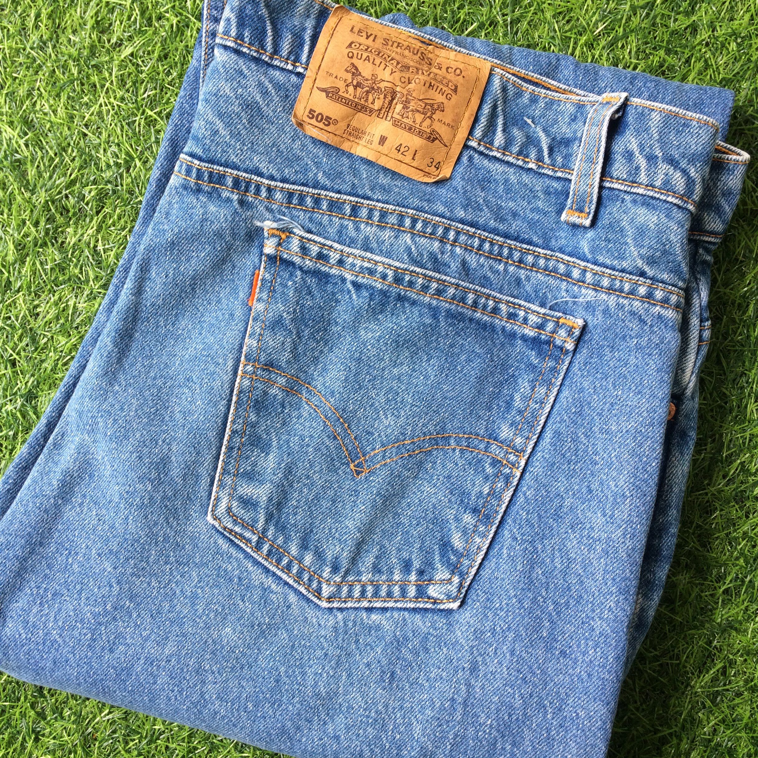 Levi's Vintage Distressed Levis 505 Jeans #B-472 Size US 41 - 8 Thumbnail