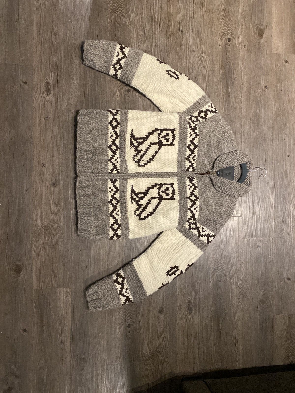 October's Very Own October’s very own cowichan sweater Size US M / EU 48-50 / 2 - 1 Thumbnail