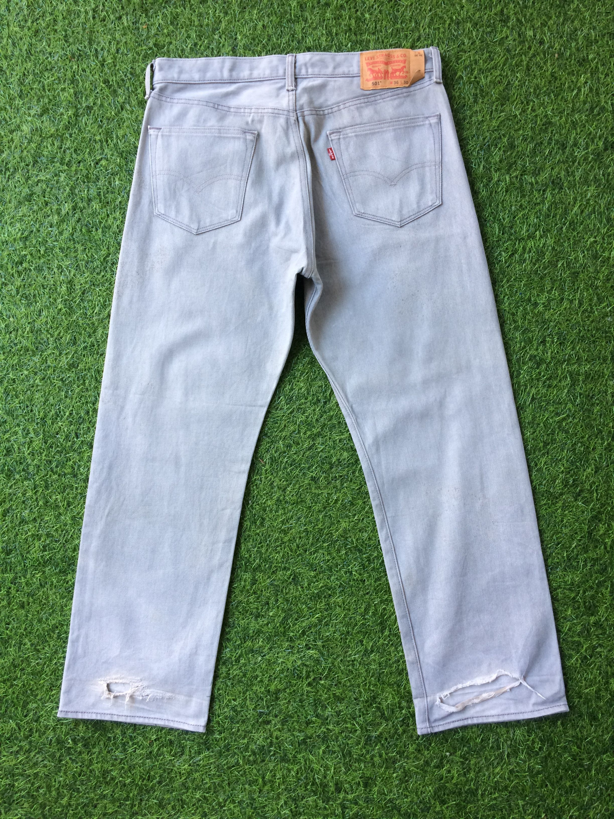 Levi's Vintage Distressed Levis 501 Jeans #B-480 Size US 35 - 2 Thumbnail