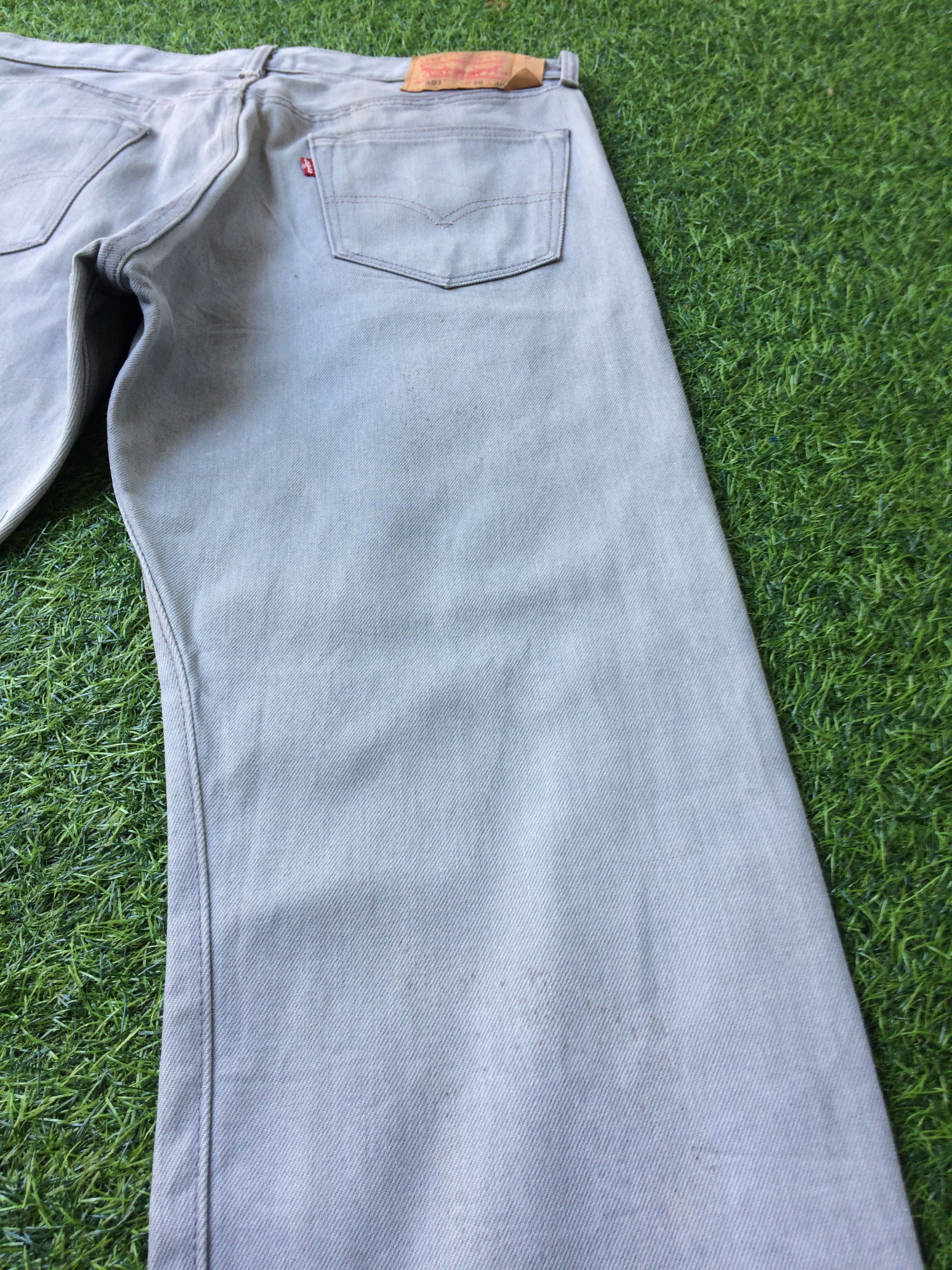 Levi's Vintage Distressed Levis 501 Jeans #B-480 Size US 35 - 8 Thumbnail