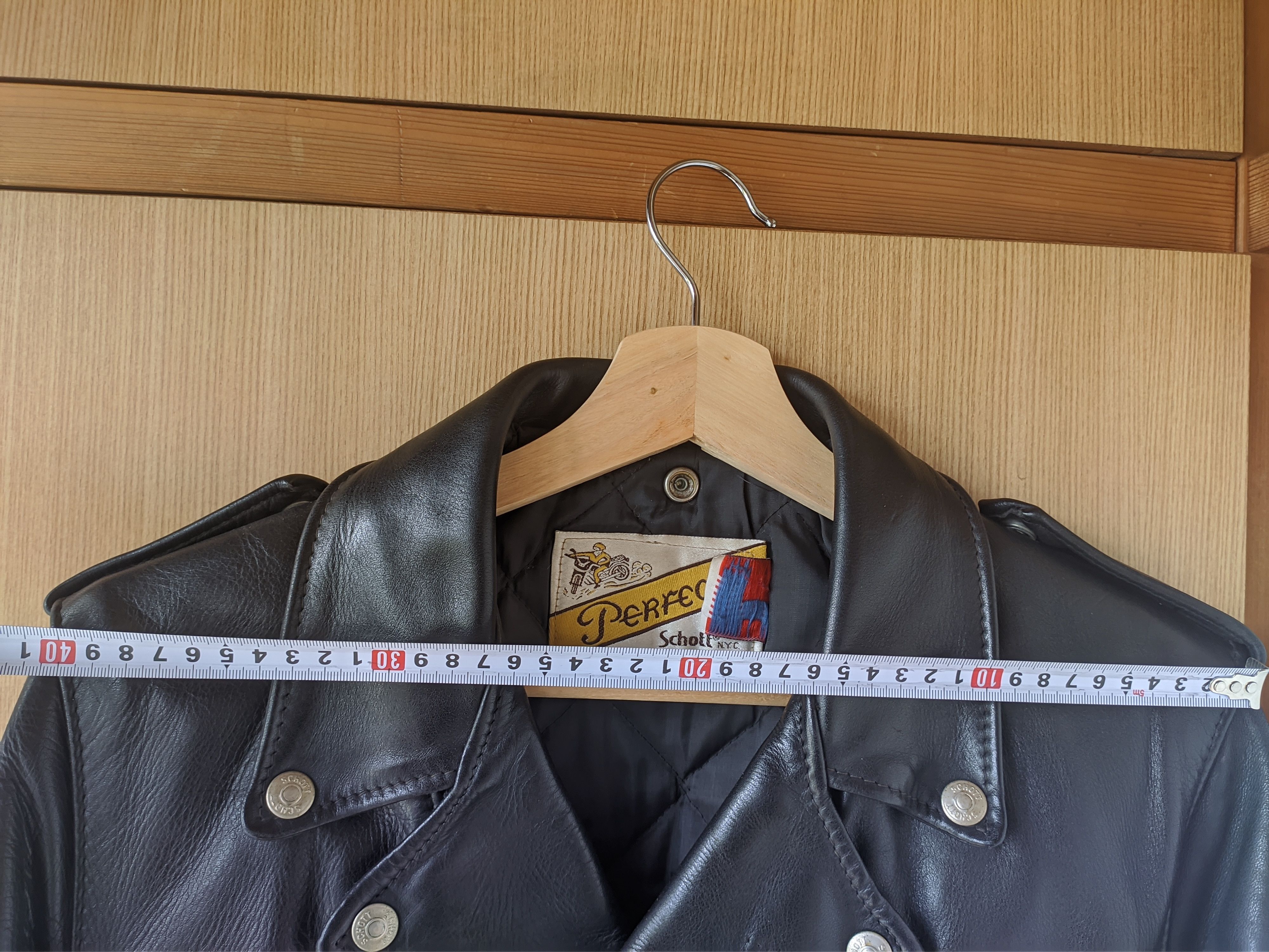 Schott Vintage Schott Perfecto 118 size 38 Size US M / EU 48-50 / 2 - 9 Thumbnail