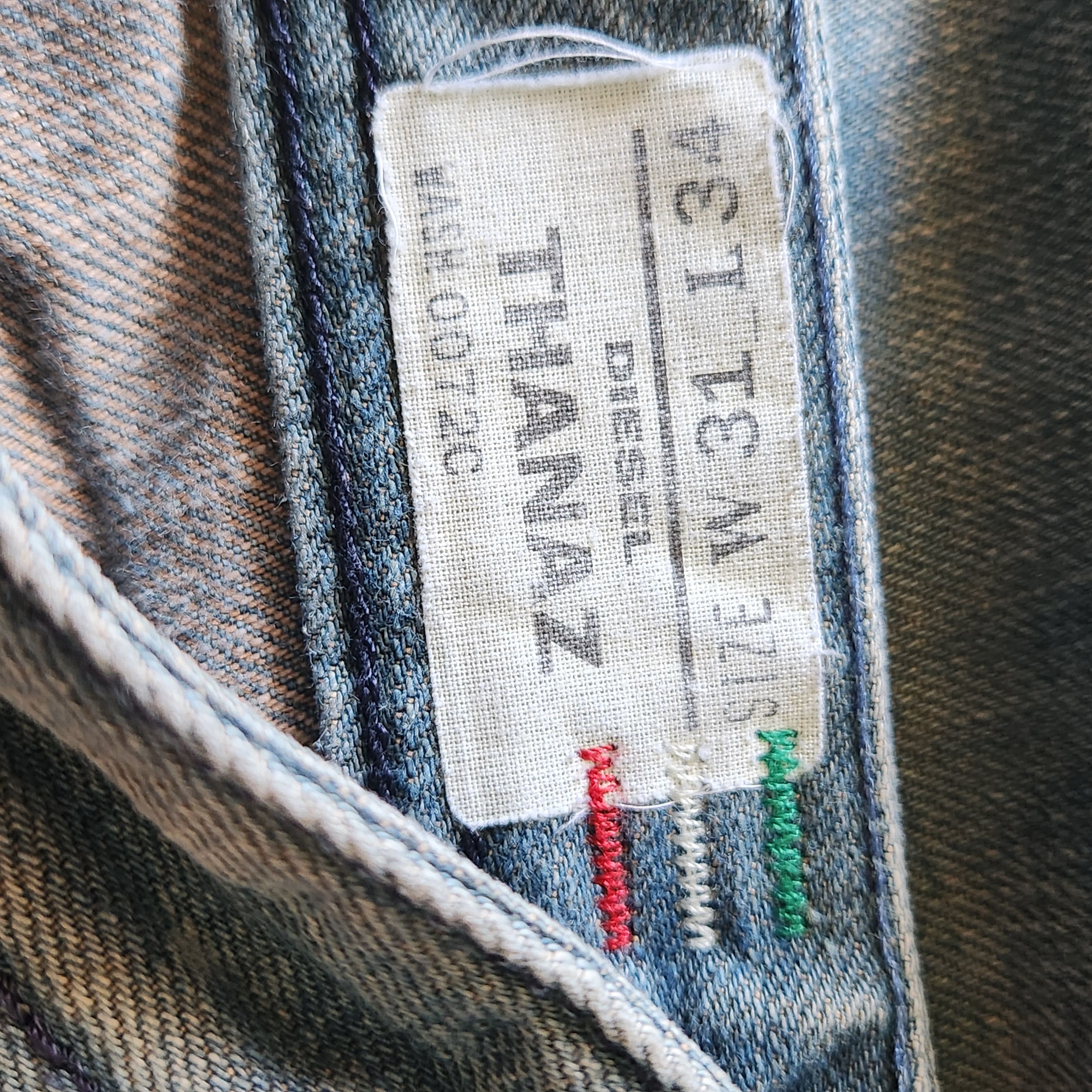 Diesel Vintage Diesel Thanaz Denim Jeans Made In Italy Size US 31 - 6 Thumbnail