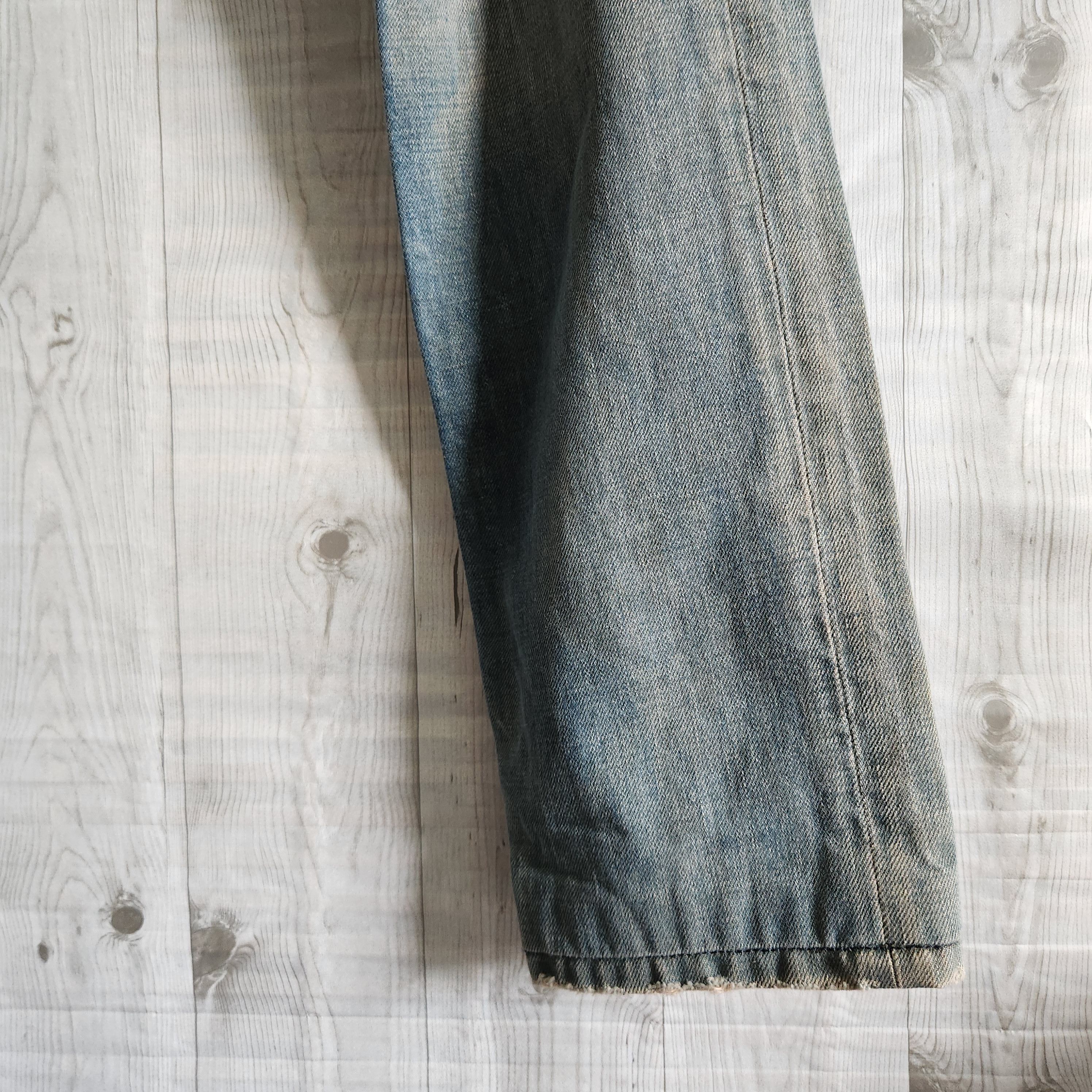 Diesel Vintage Diesel Thanaz Denim Jeans Made In Italy Size US 31 - 16 Thumbnail