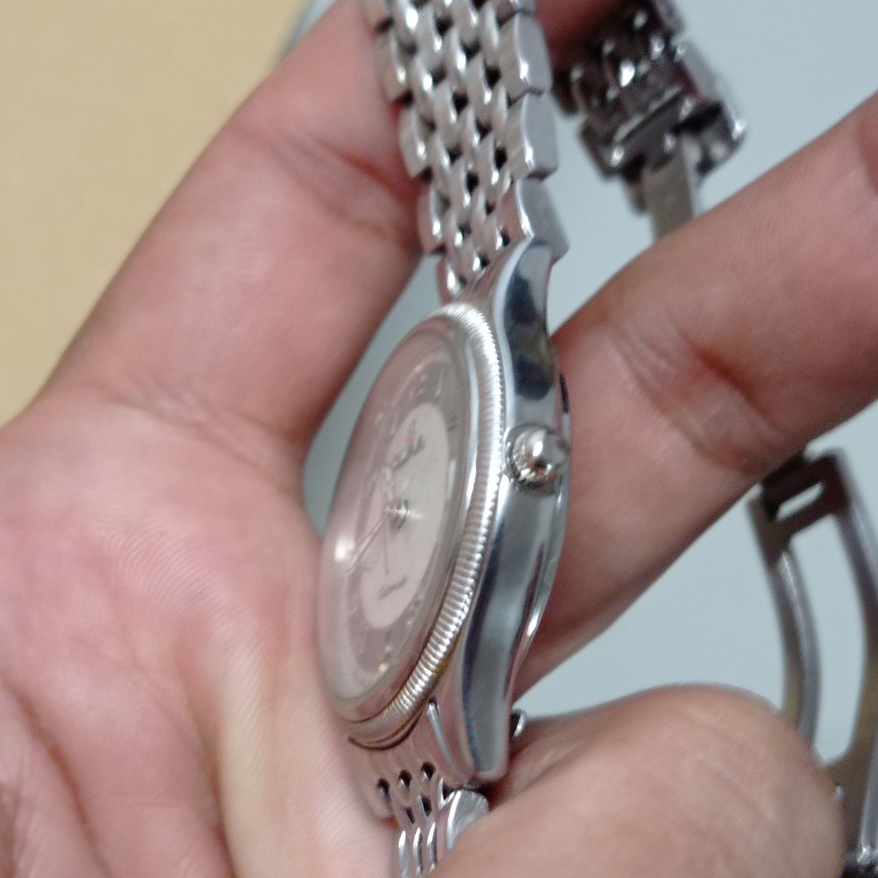 Vintage Vintage Luxury AUTOMATIC WATCH BY "OLMA" SWISS 25 JEWELS Size ONE SIZE - 11 Thumbnail