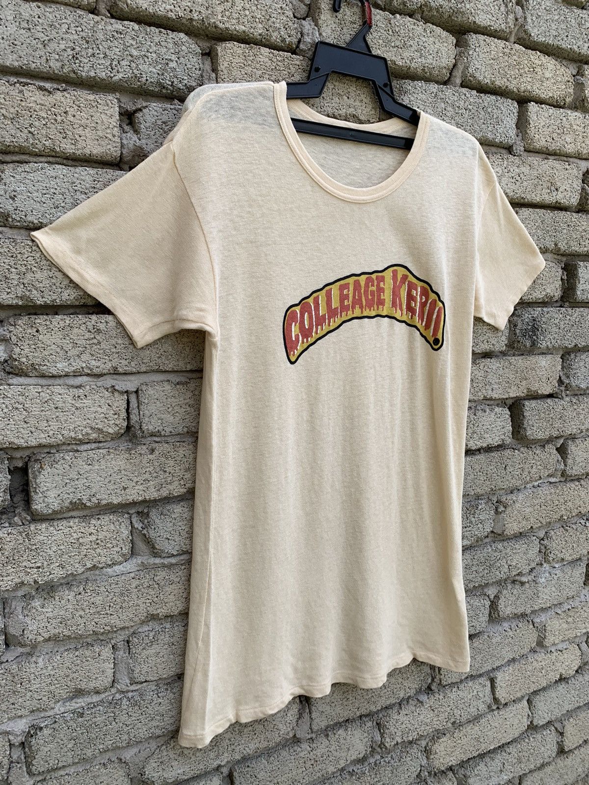 Other Vintage COLLEAGE KERII T Shirt Size US S / EU 44-46 / 1 - 3 Thumbnail