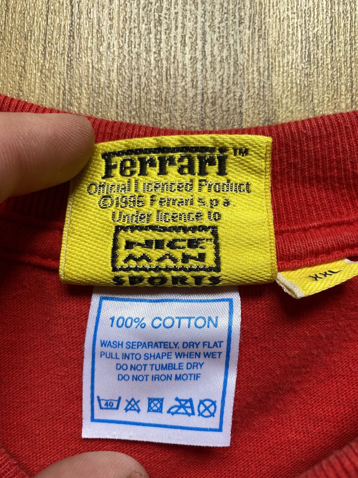 Ferrari Vintage Ferrari F1 1996 T Shirt Tee Marlboro Mercedes BMW Size US XXL / EU 58 / 5 - 7 Thumbnail