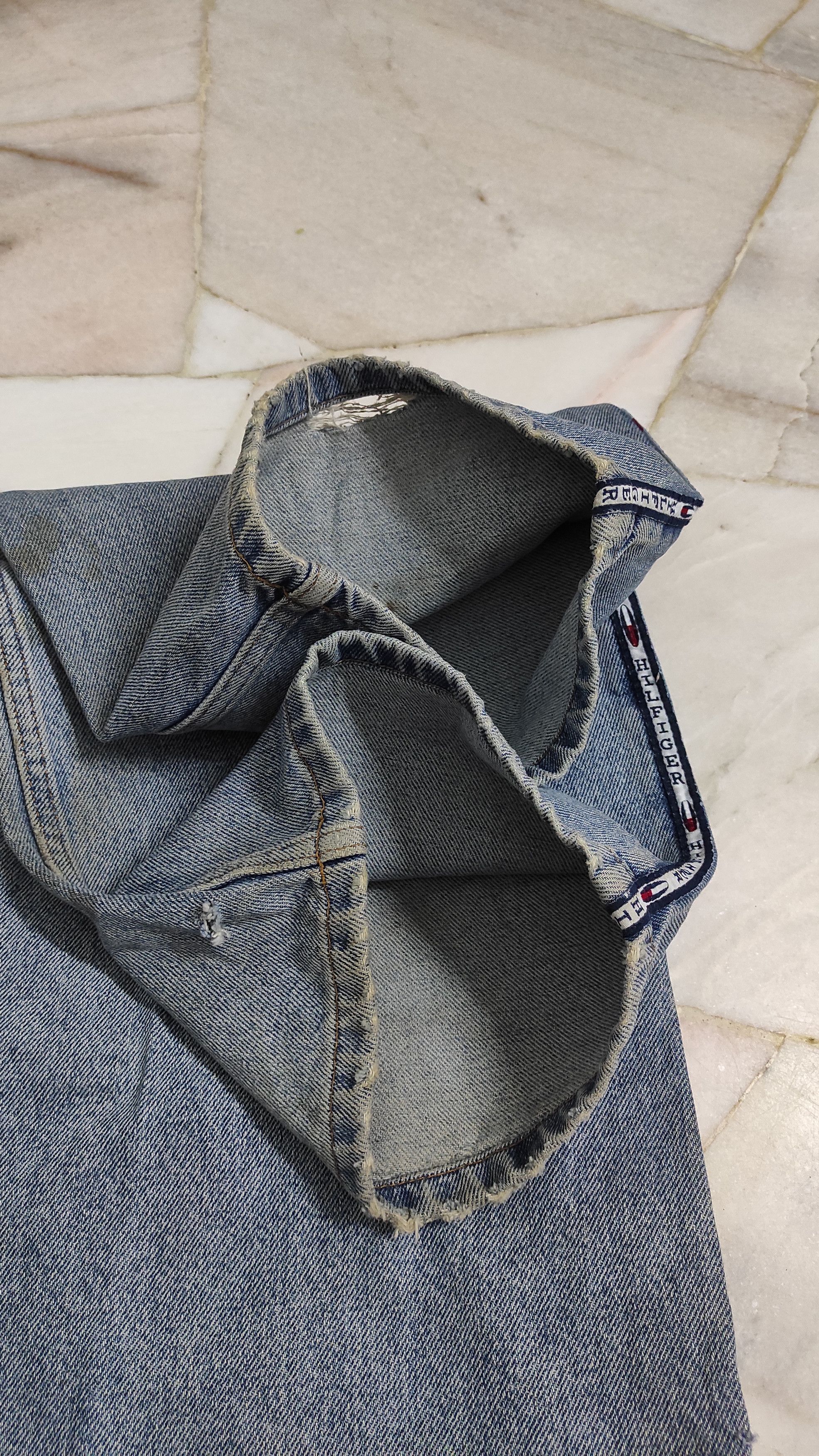 Tommy Hilfiger Fw1998 Runaway TOMMY JEANS side logo's carpenter jeans Size US 32 / EU 48 - 14 Thumbnail