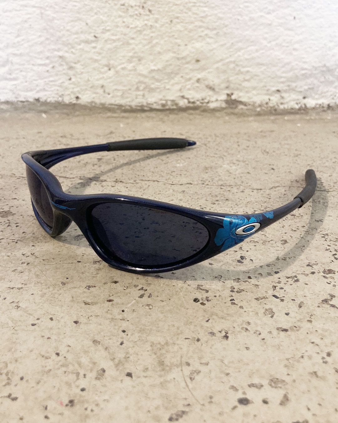 Oakley 90s Oakley Minute 1.0 Hawaiian Hibiscus Flower | Grailed