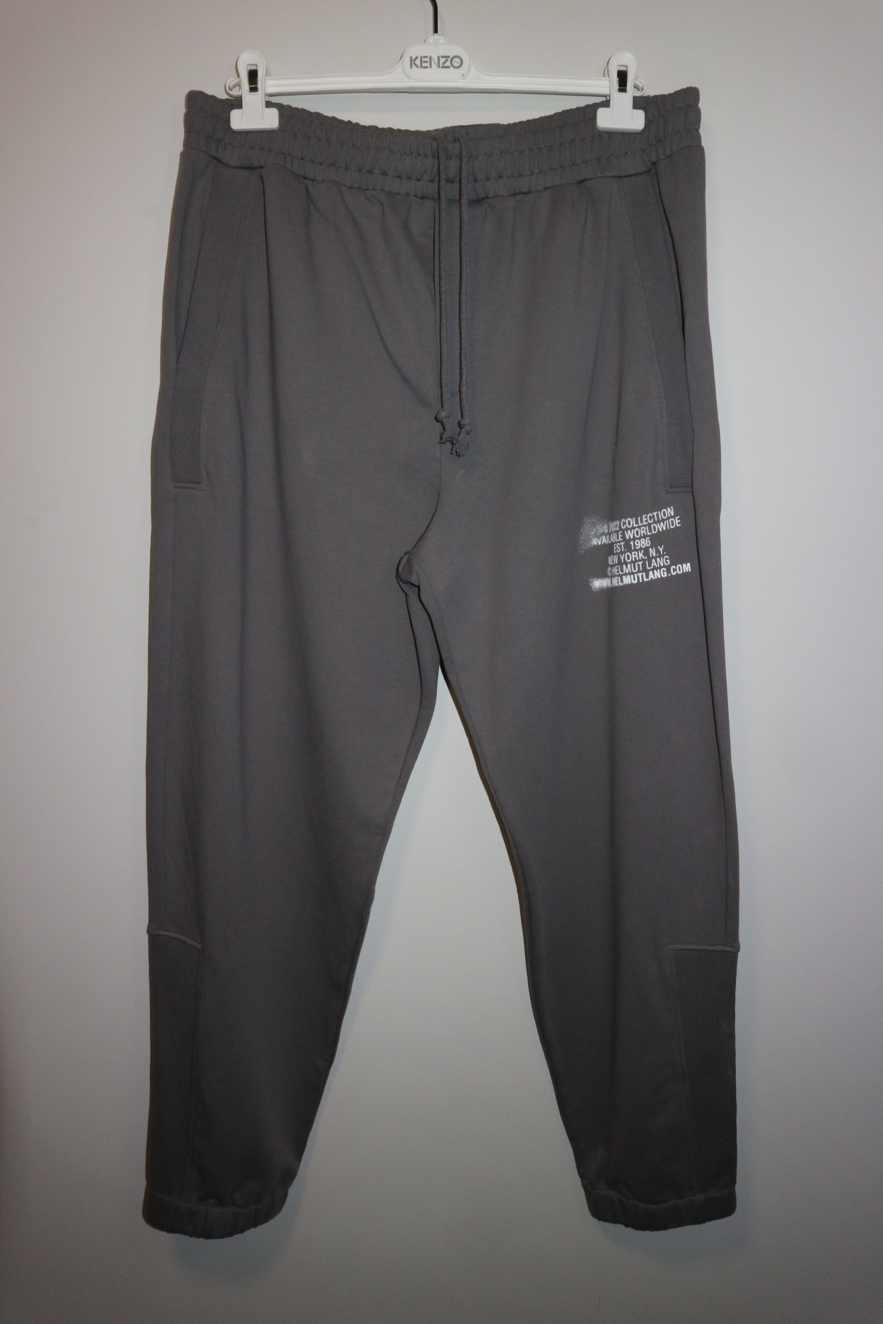 Spray logo sweatpants