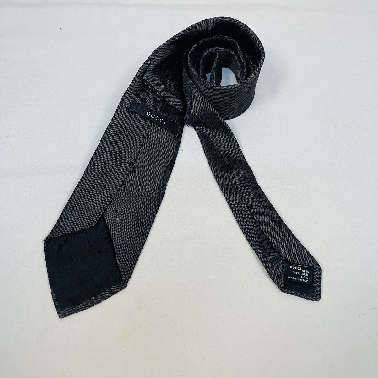 VINTAGE GUCCI TIE