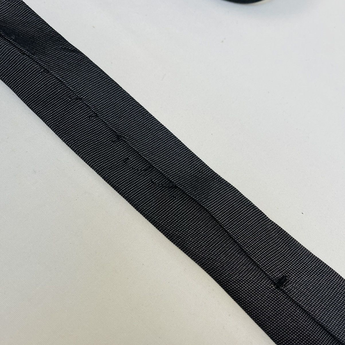 VINTAGE GUCCI TIE