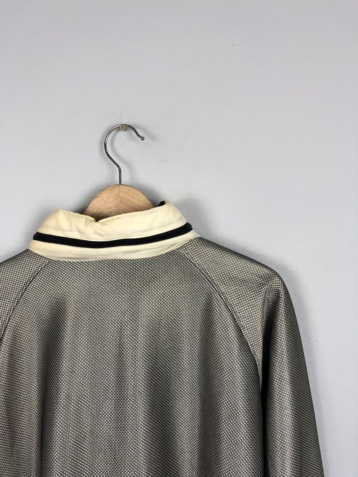 Japanese Brand × Other Vintage Adore Moutain Outdoor Windbreaker Jacket Size US L / EU 52-54 / 3 - 8 Thumbnail