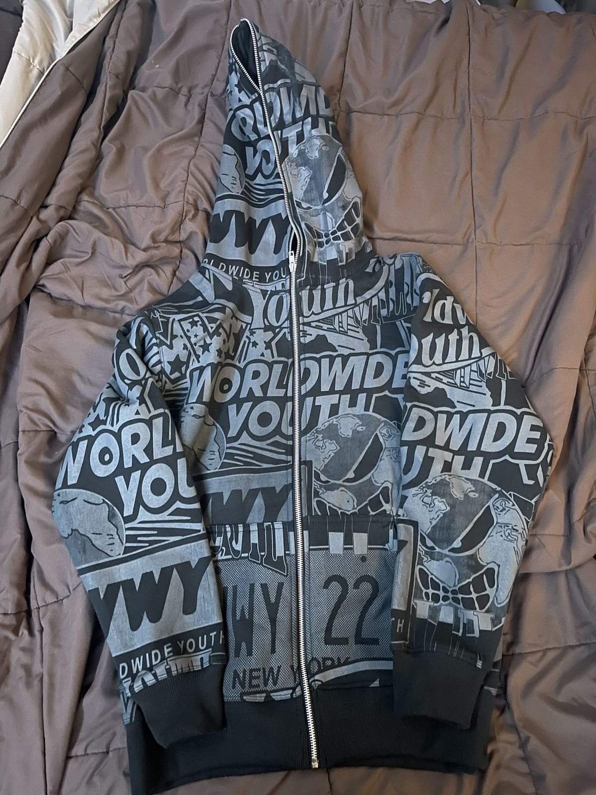 Other WWY BLACK ALL OVER PRINTED FULL ZIP HOODIE Size US M / EU 48-50 / 2 - 1 Thumbnail