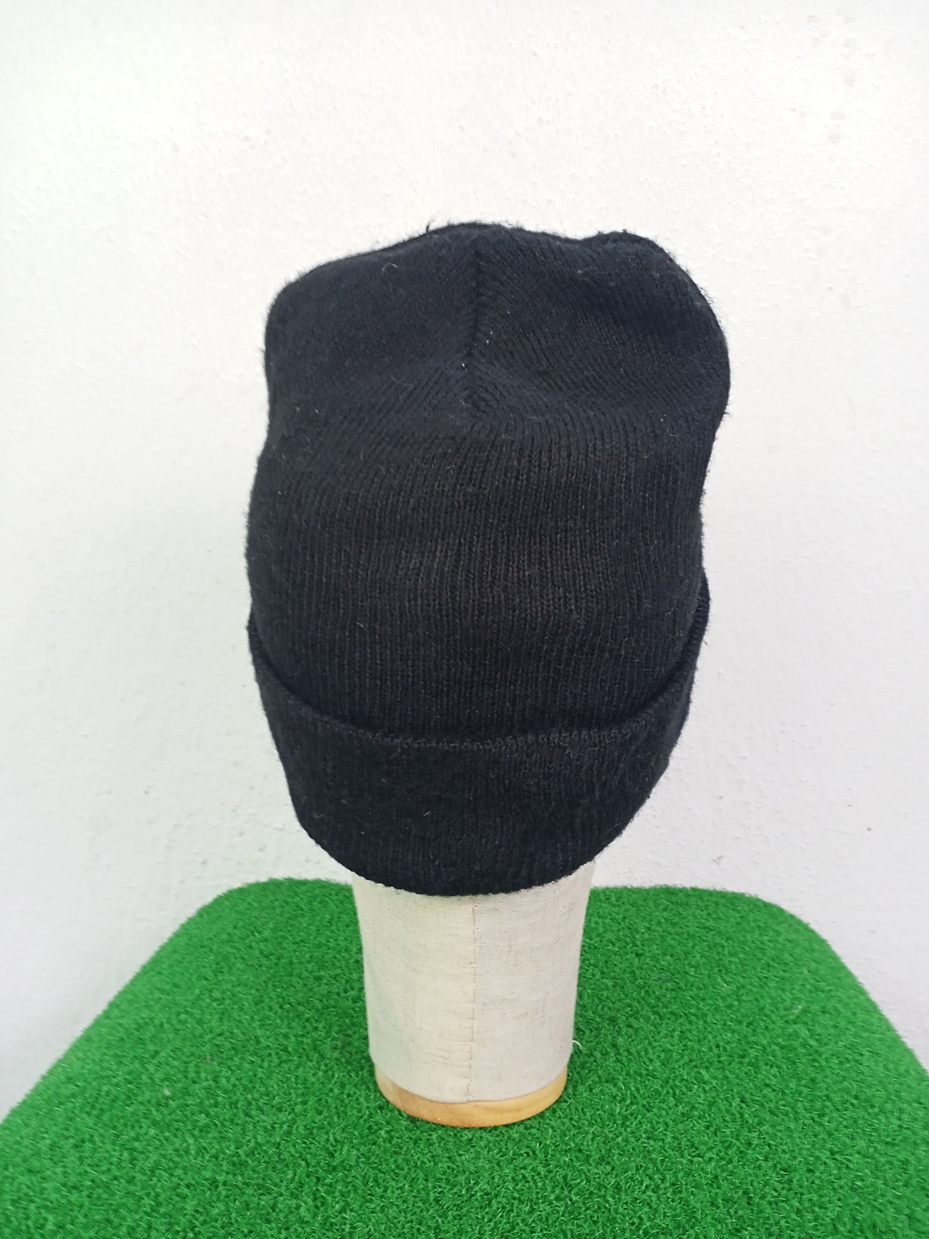 Carhartt Vintage Carhartt Black Beanie Hat Size ONE SIZE - 4 Thumbnail