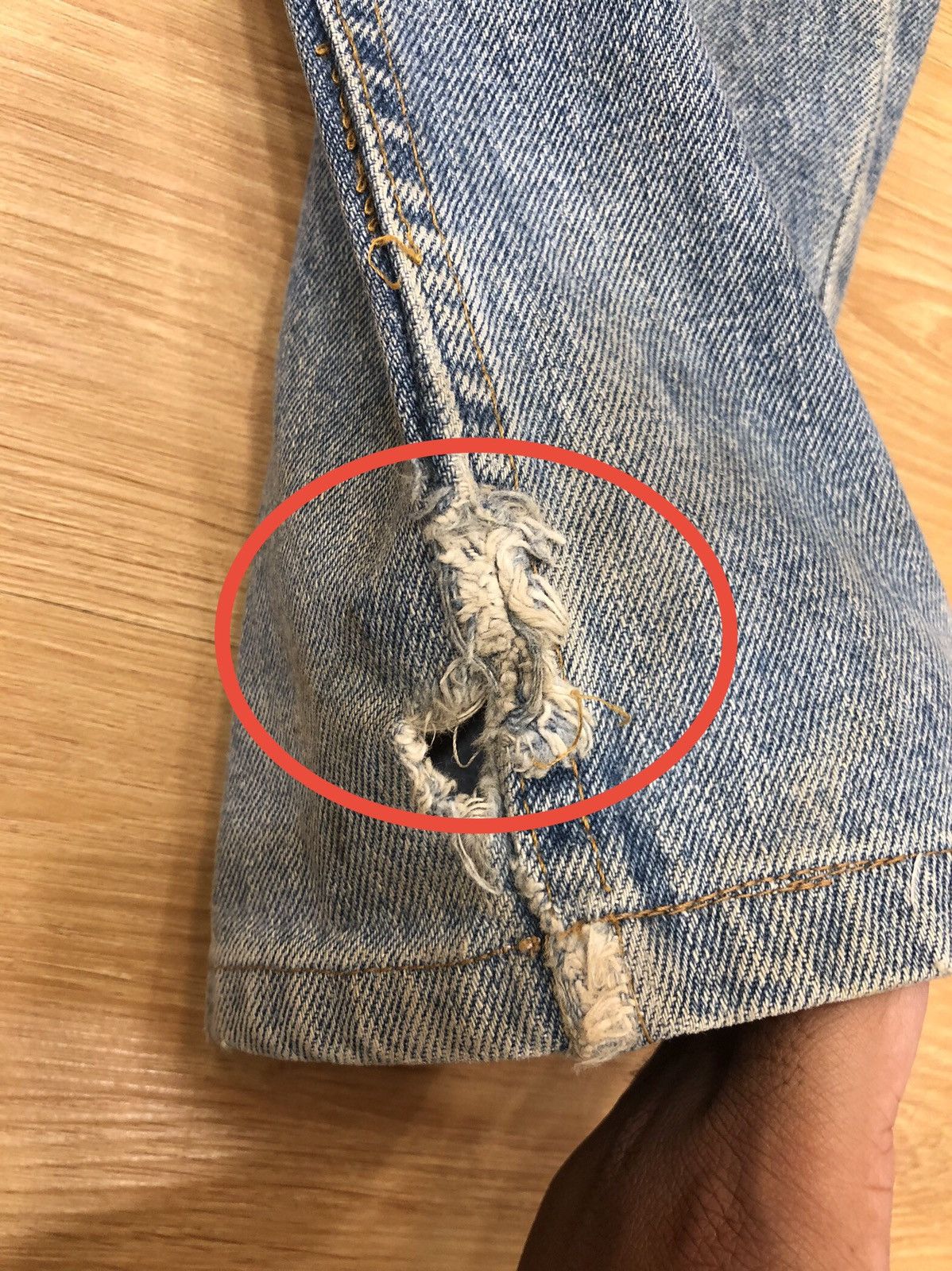 Levi's Vintage 90s Levi’s 505 Distressed Jeans Size US 27 - 9 Thumbnail