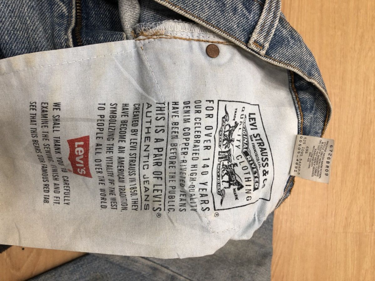 Levi's Vintage 90s Levi’s 505 Distressed Jeans Size US 27 - 7 Thumbnail