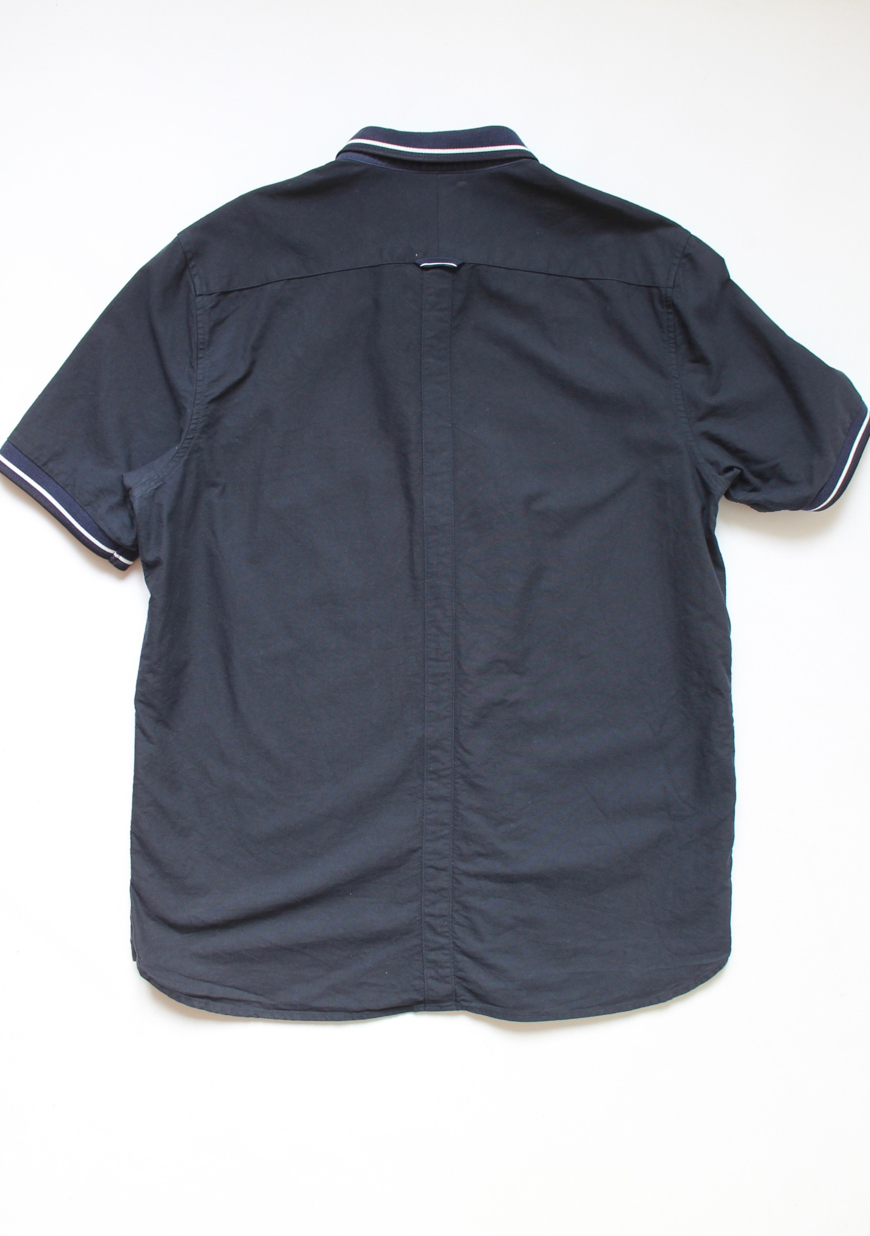 Fred Perry Fred Perry Shirt Short Sleeve Navy Blue Size US M / EU 48-50 / 2 - 7 Thumbnail