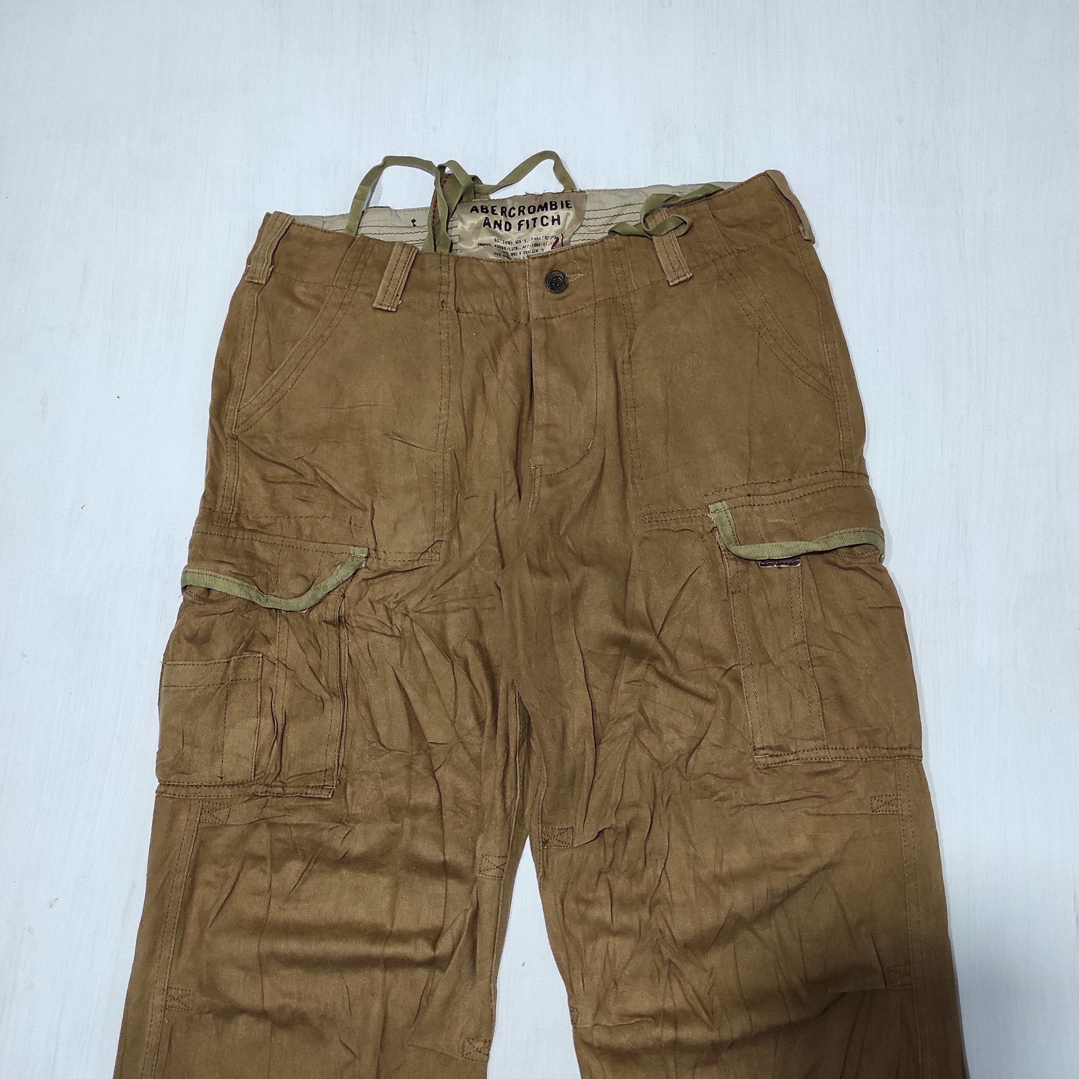 Abercrombie & Fitch Abercrombie & Fitch Cargo multipocket pants Size US 34 / EU 50 - 2 Thumbnail