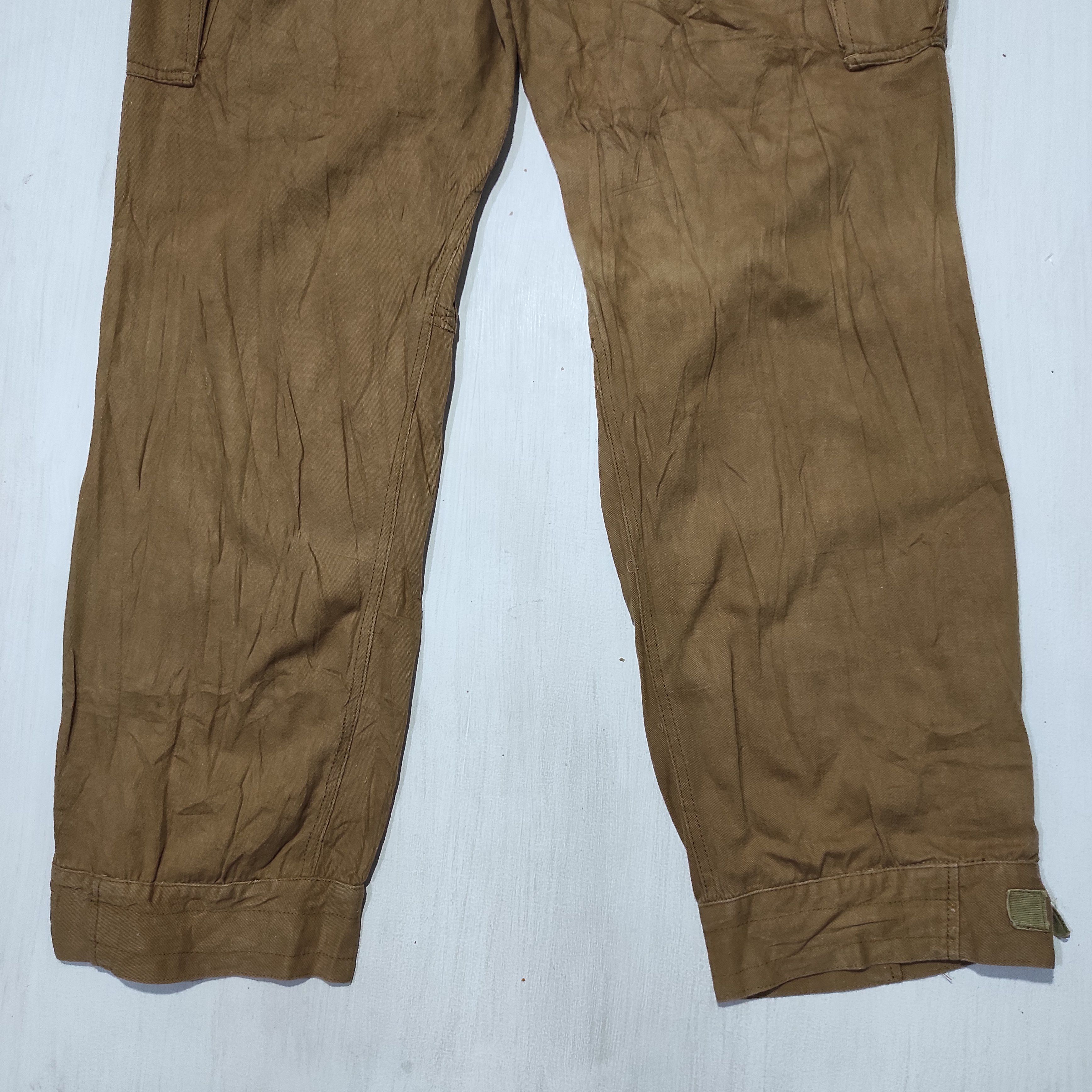 Abercrombie & Fitch Abercrombie & Fitch Cargo multipocket pants Size US 34 / EU 50 - 14 Thumbnail