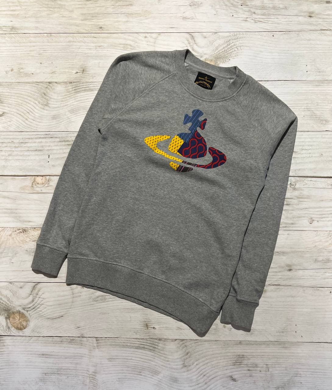 image of Vintage Vivienne Westwood Sweatshirt Big Logo Orb Pullover in Grey, Men's (Size Small)