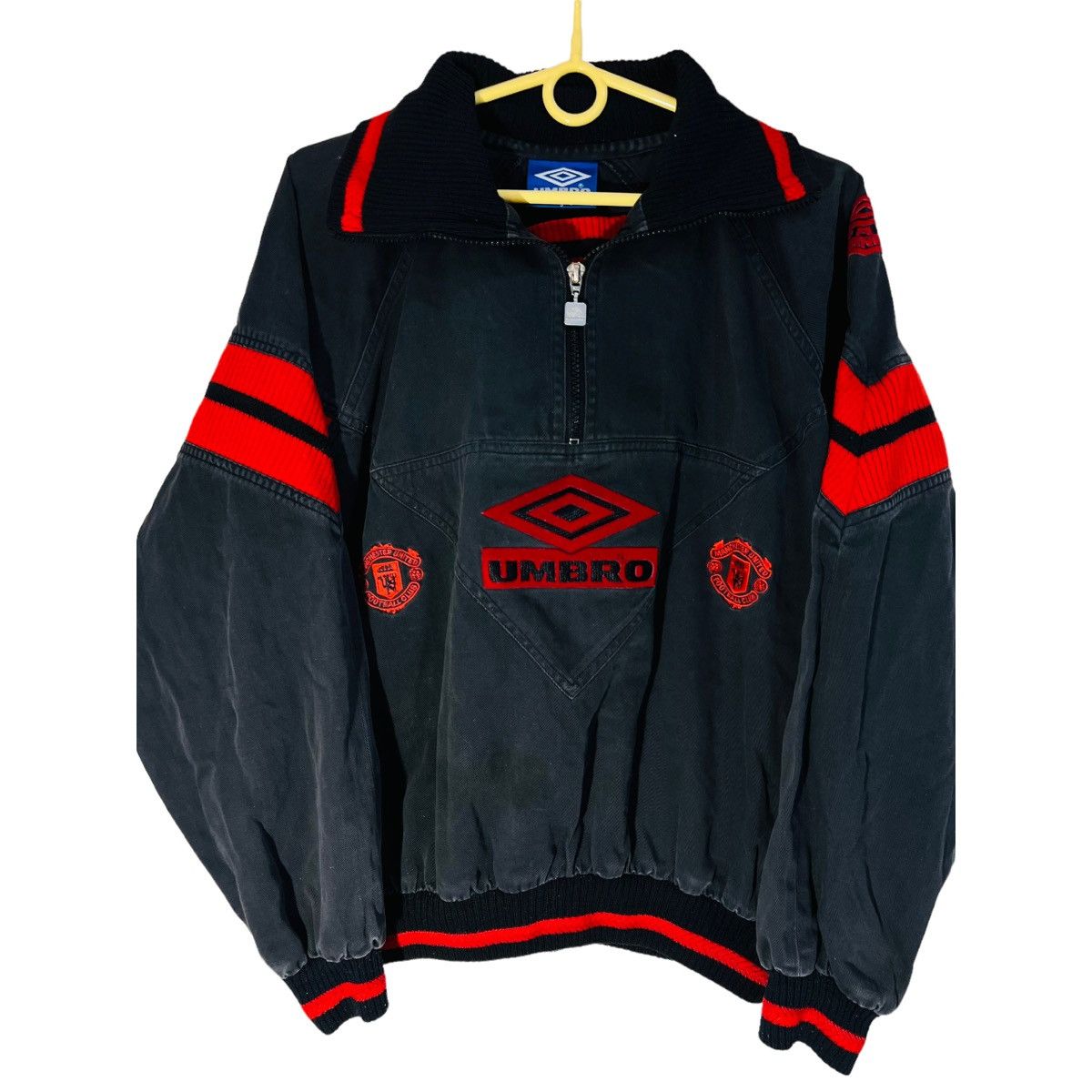 Umbro Manchester United umbro sweatshirt drill top vintage 90s Size US S / EU 44-46 / 1 - 1 Thumbnail