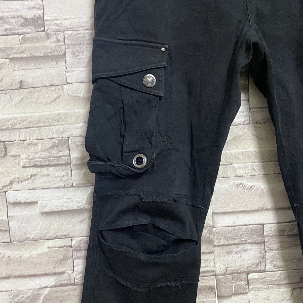 Le Grande Bleu (L.G.B.) SAUCY COOL Black Cargo Pants Size US 30 / EU 46 - 8 Thumbnail