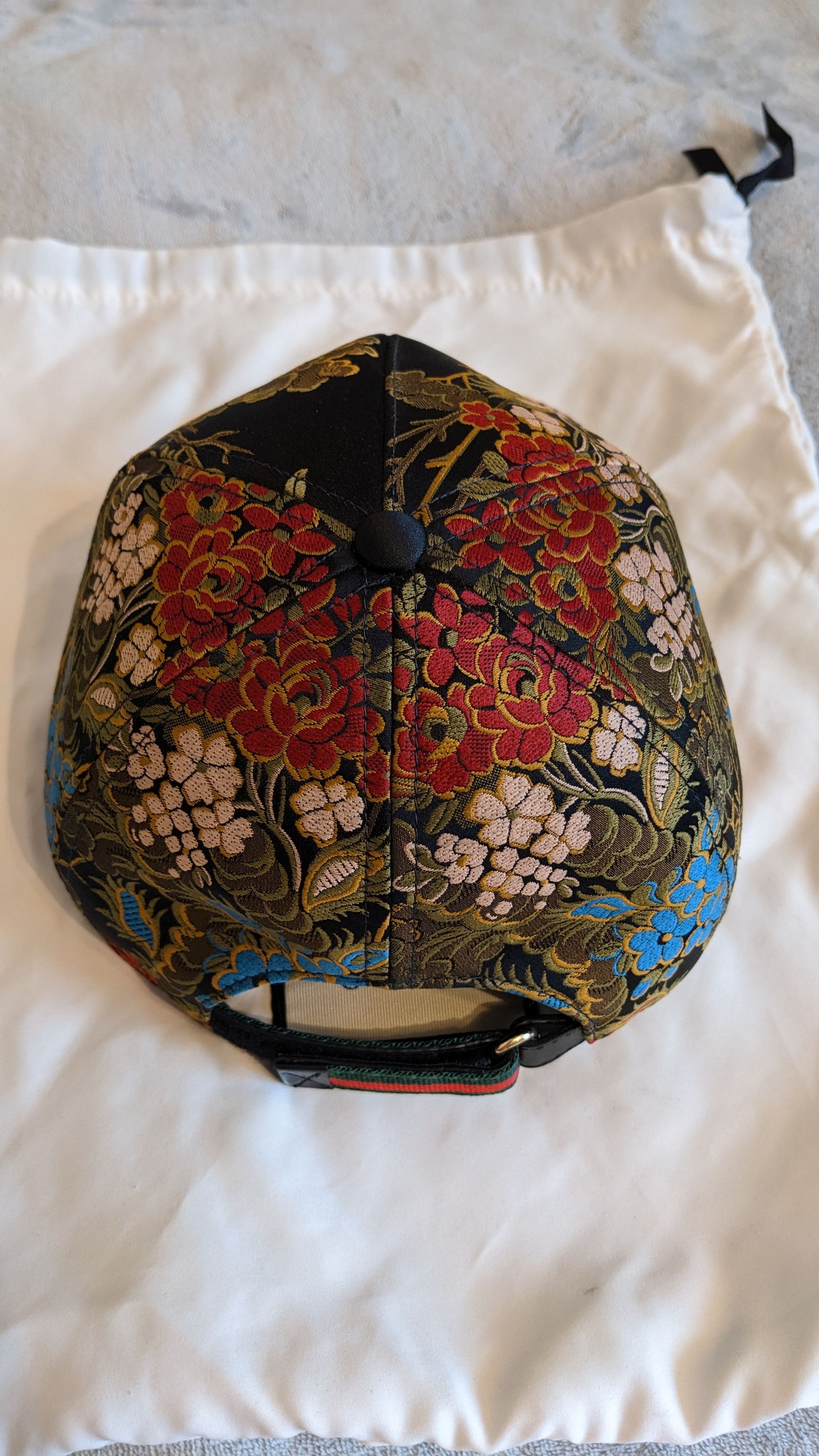 Gucci ufo cap online
