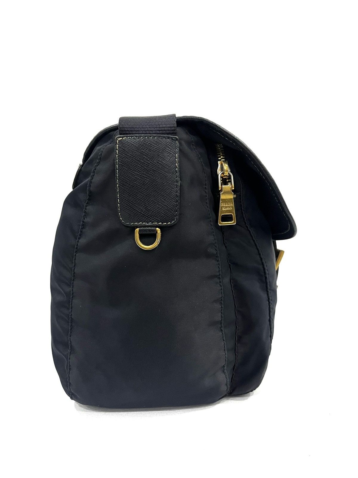 Prada Authentic PRADA Nylon Massenger Bag Size ONE SIZE - 5 Thumbnail