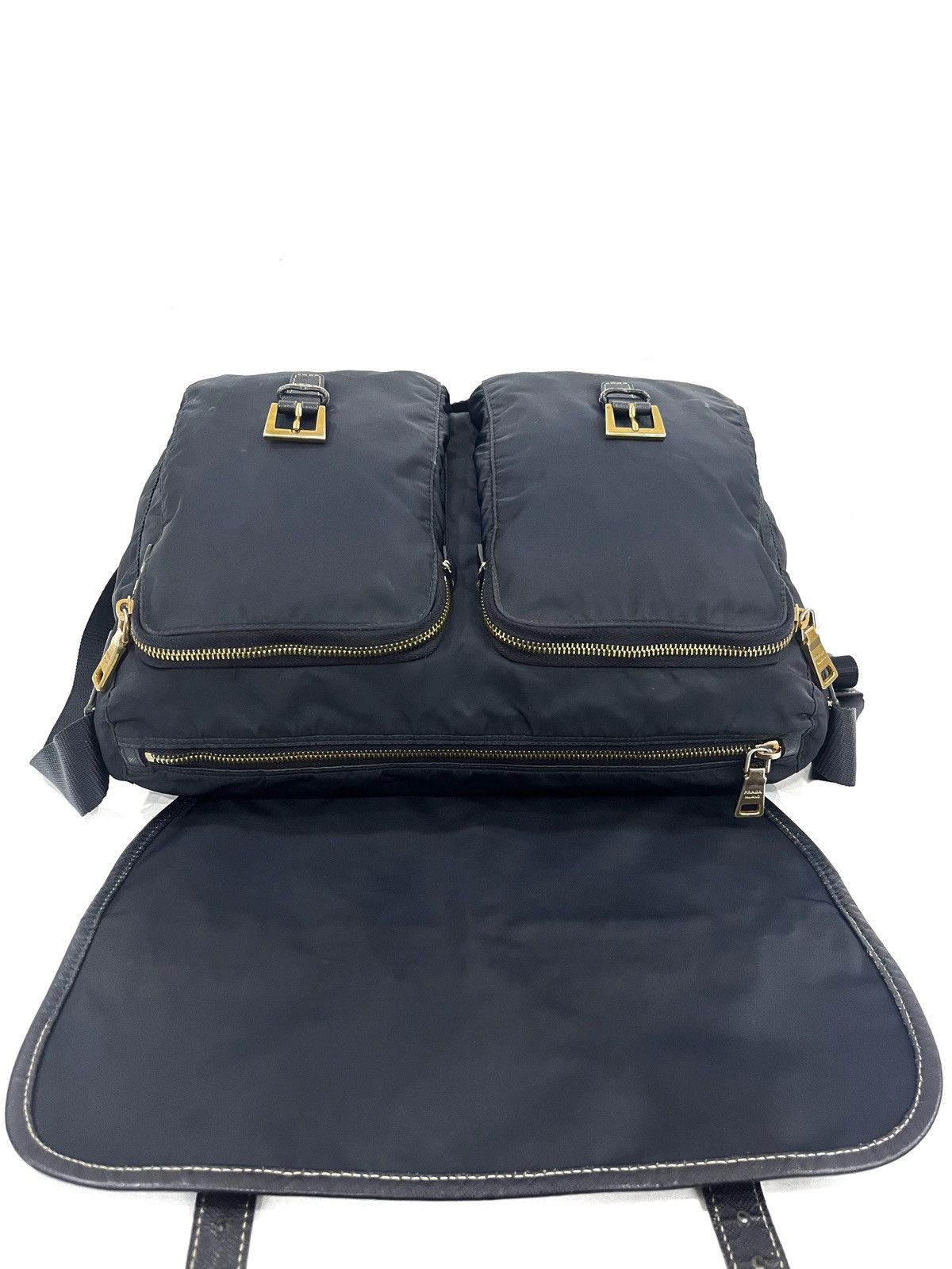 Prada Authentic PRADA Nylon Massenger Bag Size ONE SIZE - 7 Thumbnail