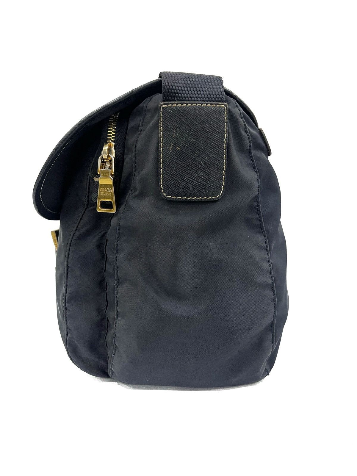 Prada Authentic PRADA Nylon Massenger Bag Size ONE SIZE - 4 Thumbnail