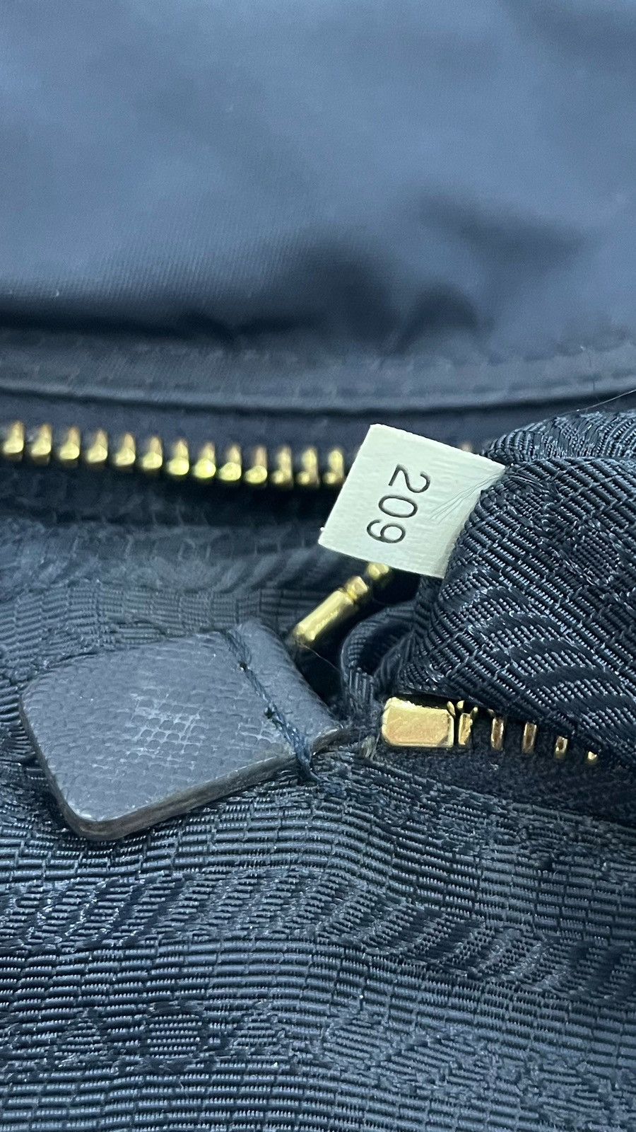 Prada Authentic PRADA Nylon Massenger Bag Size ONE SIZE - 22 Thumbnail