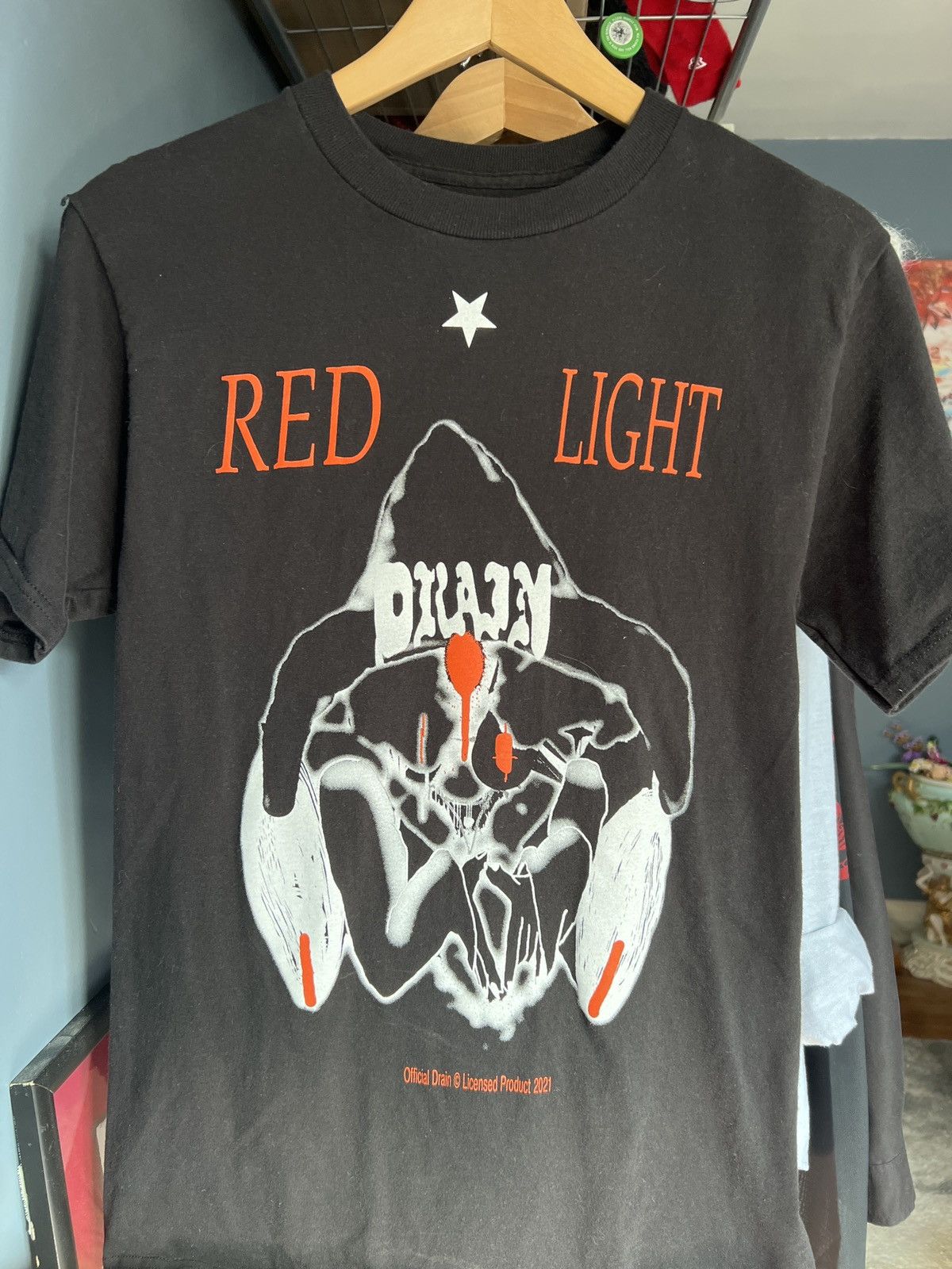 Drain Gang × Sad Boys × Sad Boys Sbe Merch BLADEE RED LIGHT T- SHIRT ...