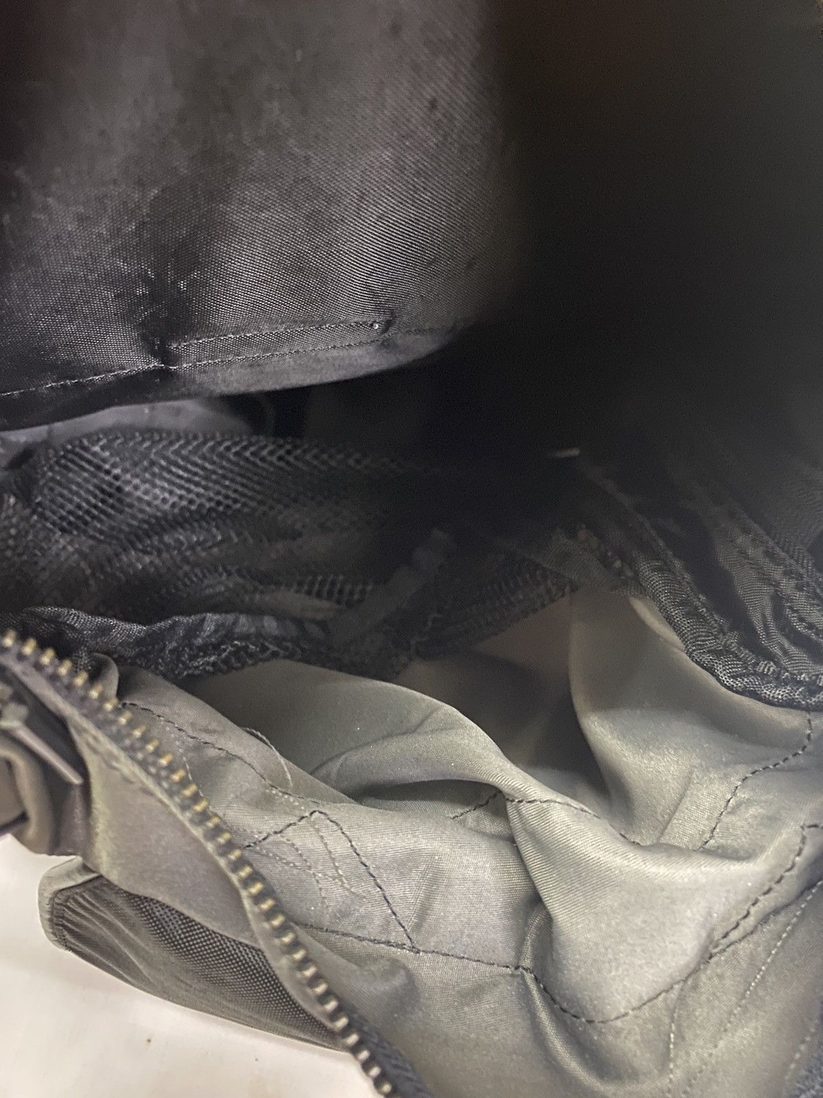 Yohji Yamamoto Yohji Yamamoto fill it empty it by Y’s Accs Backpack Size ONE SIZE - 15 Thumbnail