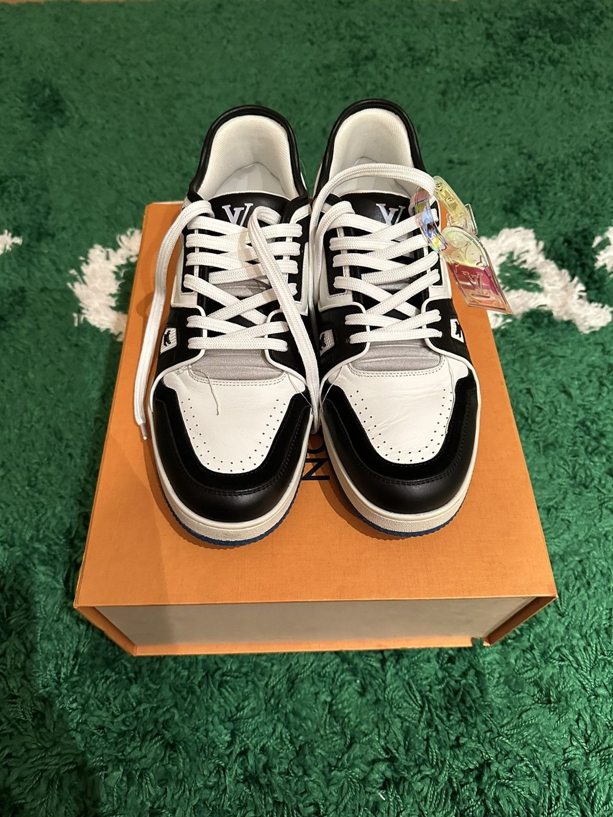 Louis Vuitton Trainers 1A9TRS Virgil Abloh Lace Up Gradient LV Men