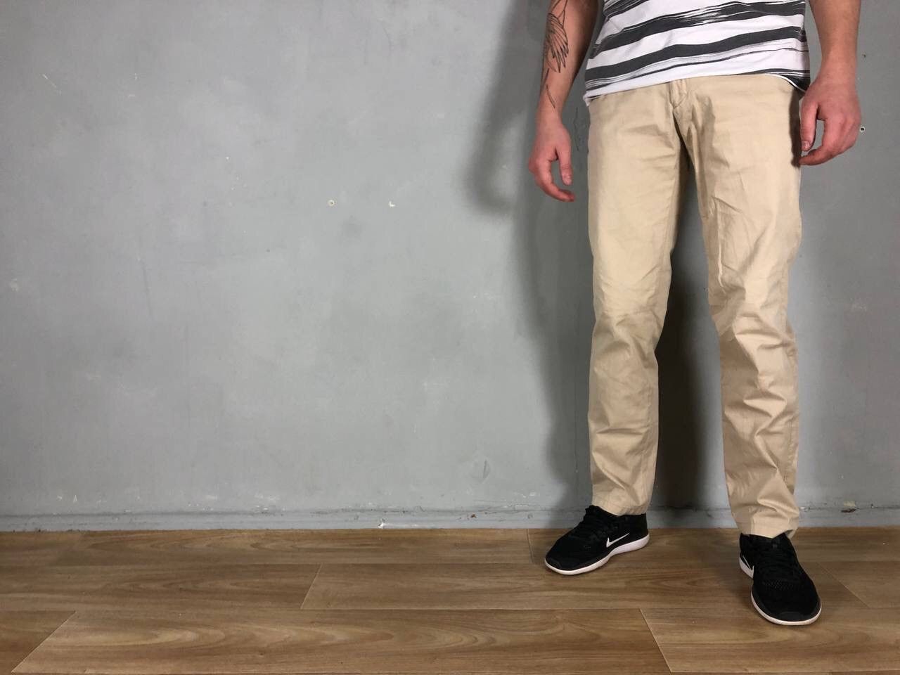 Suitsupply Suitsupply vintage beige pants Size US 32 / EU 48 - 1 Thumbnail