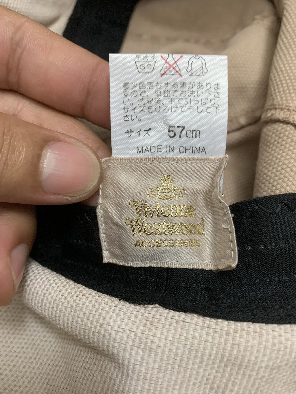 RARE ‼️ Vivienne Westwood Bucket Hat