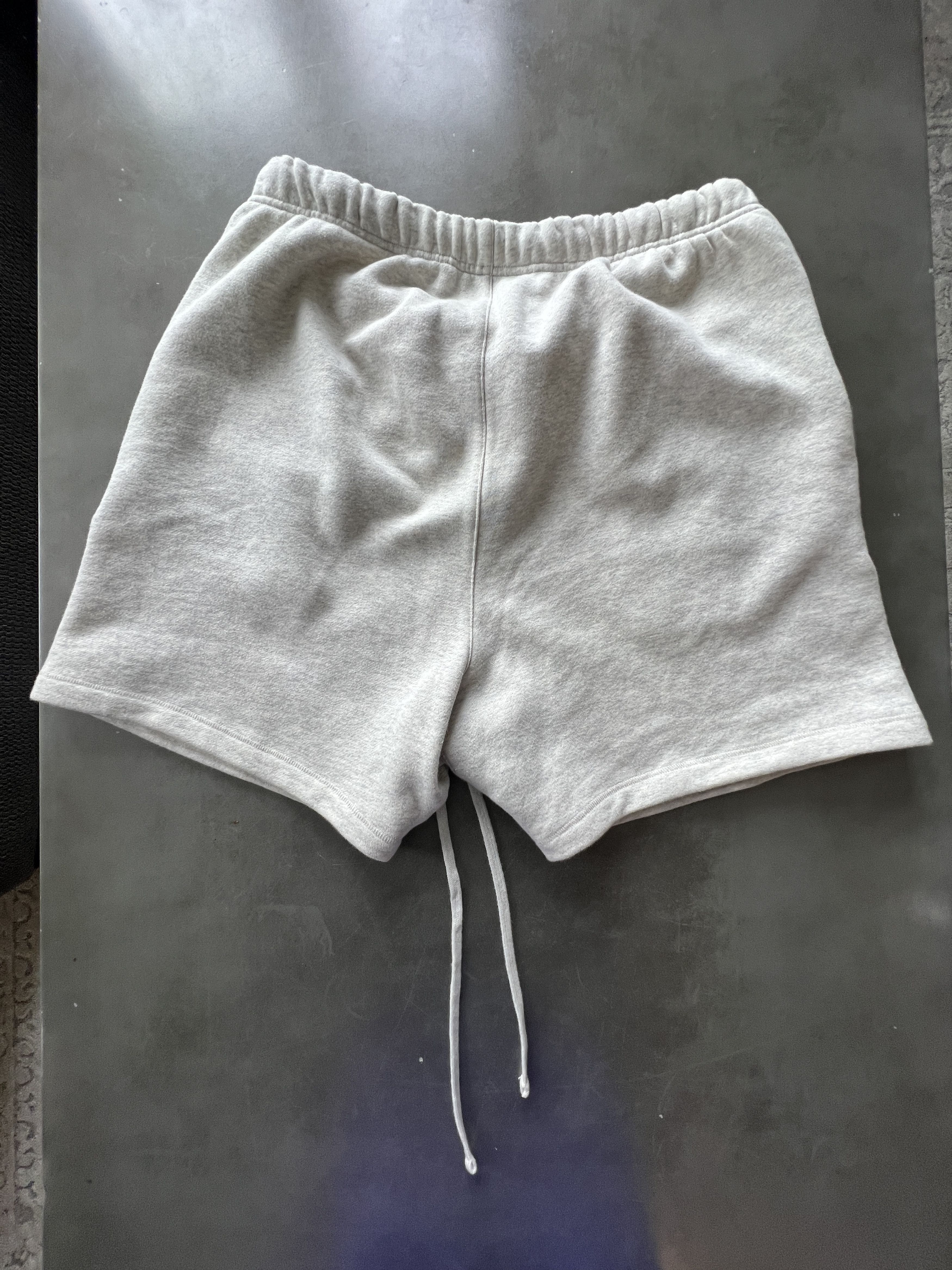 Essentials Straight-Leg Logo-Flocked Cotton Jersey Drawstring Shorts Size US 34 / EU 50 - 3 Thumbnail