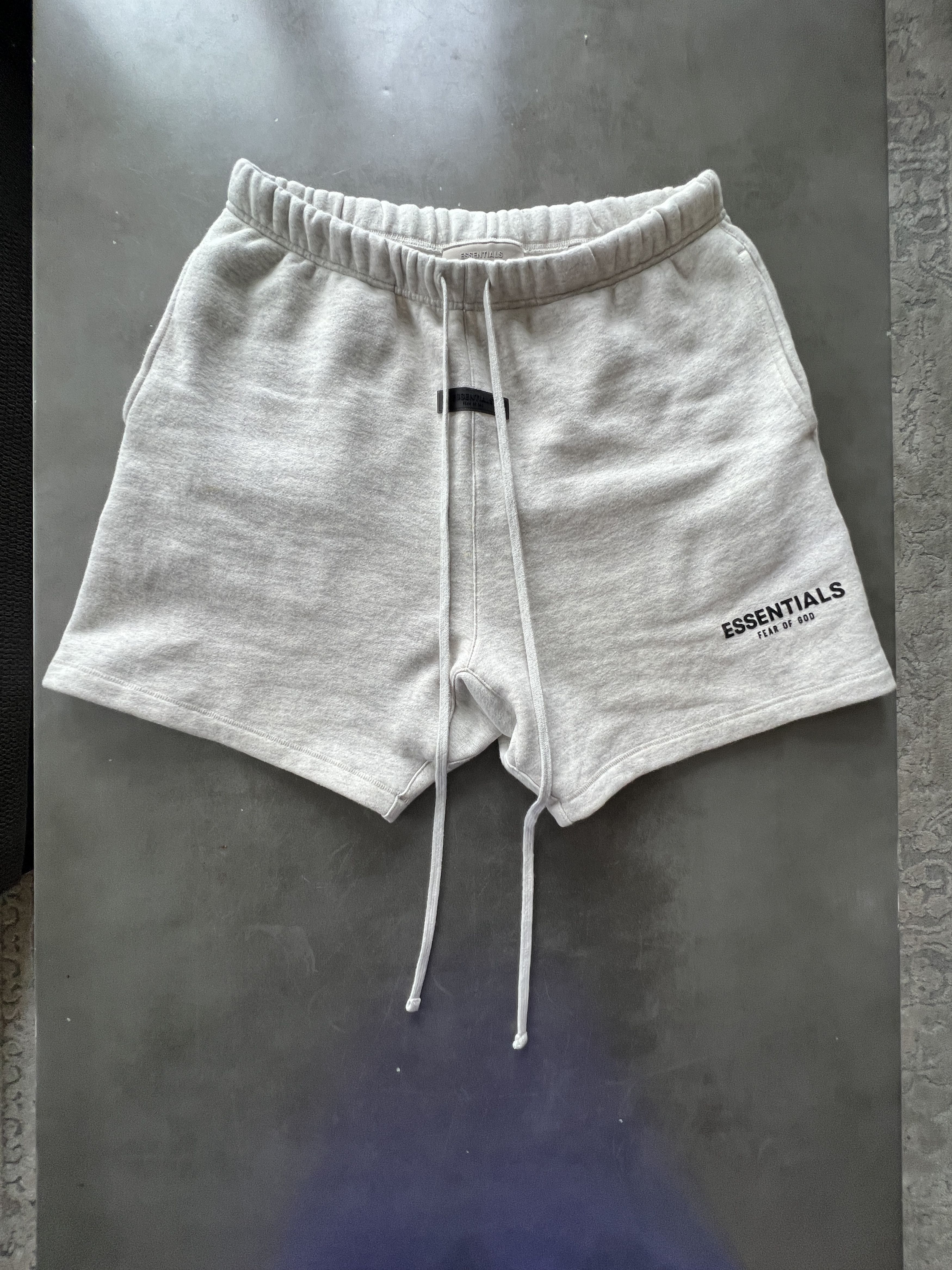 Essentials Straight-Leg Logo-Flocked Cotton Jersey Drawstring Shorts Size US 34 / EU 50 - 1 Thumbnail