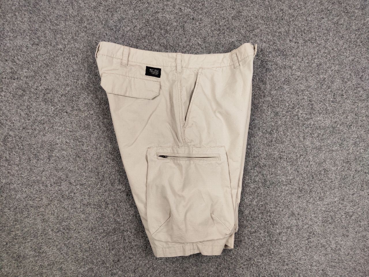 Nike Vintage Nike Cargo Casual Shorts Streetwear Travis Scott Size US 32 / EU 48 - 10 Thumbnail
