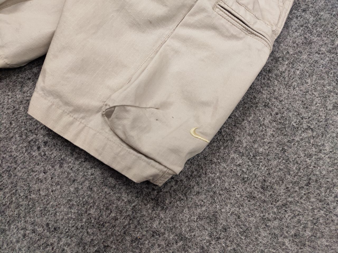 Nike Vintage Nike Cargo Casual Shorts Streetwear Travis Scott Size US 32 / EU 48 - 4 Thumbnail