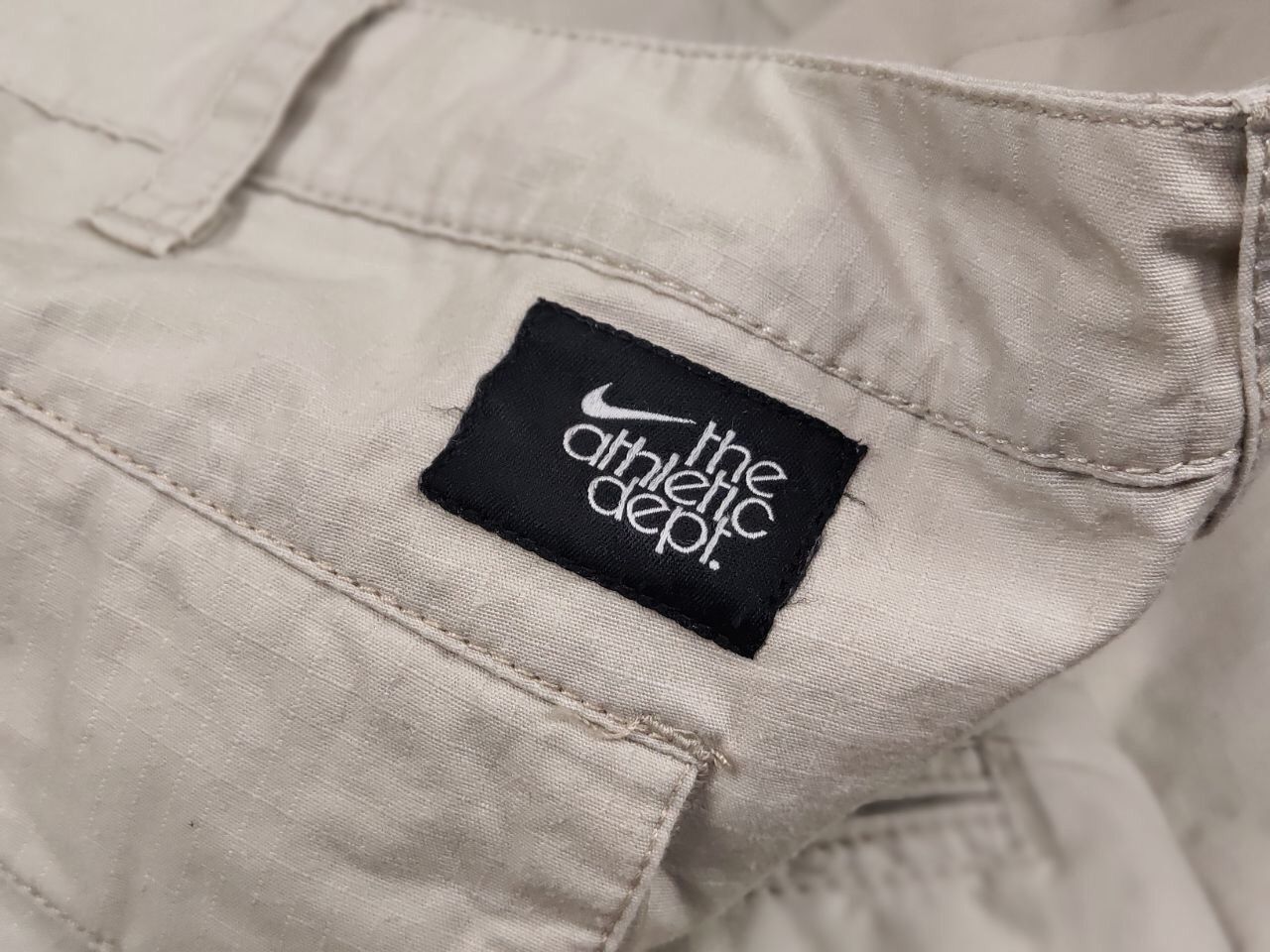 Nike Vintage Nike Cargo Casual Shorts Streetwear Travis Scott Size US 32 / EU 48 - 11 Thumbnail