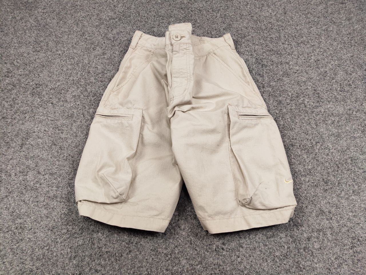 Nike Vintage Nike Cargo Casual Shorts Streetwear Travis Scott Size US 32 / EU 48 - 2 Thumbnail