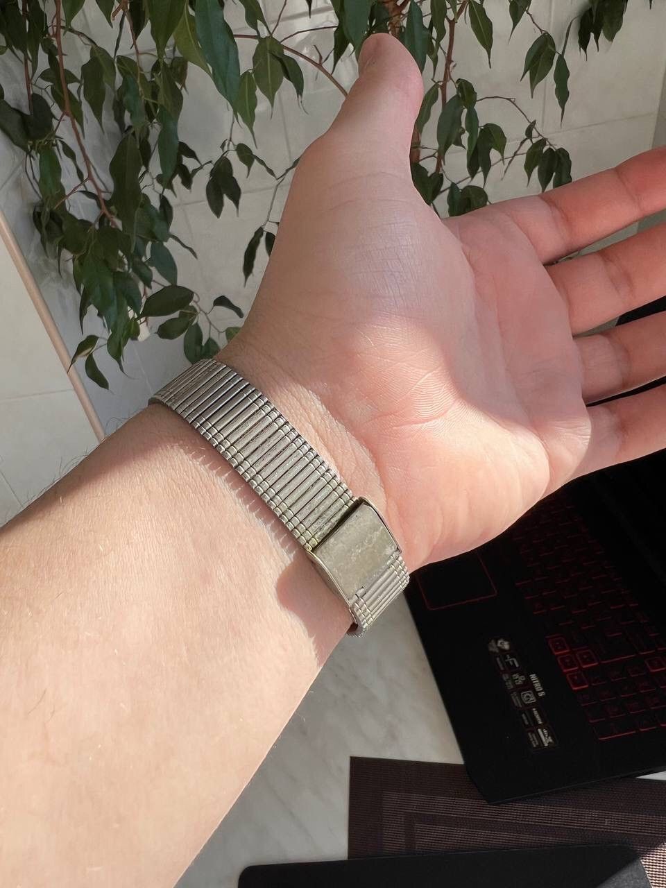 Japanese Brand Vintage Japanese style 80s Omax Watch Futuristic Bracelet Size ONE SIZE - 5 Thumbnail
