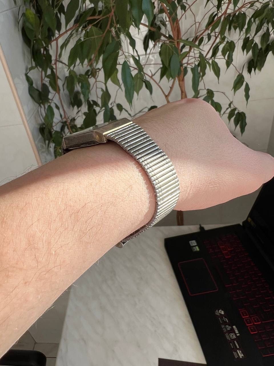 Japanese Brand Vintage Japanese style 80s Omax Watch Futuristic Bracelet Size ONE SIZE - 4 Thumbnail