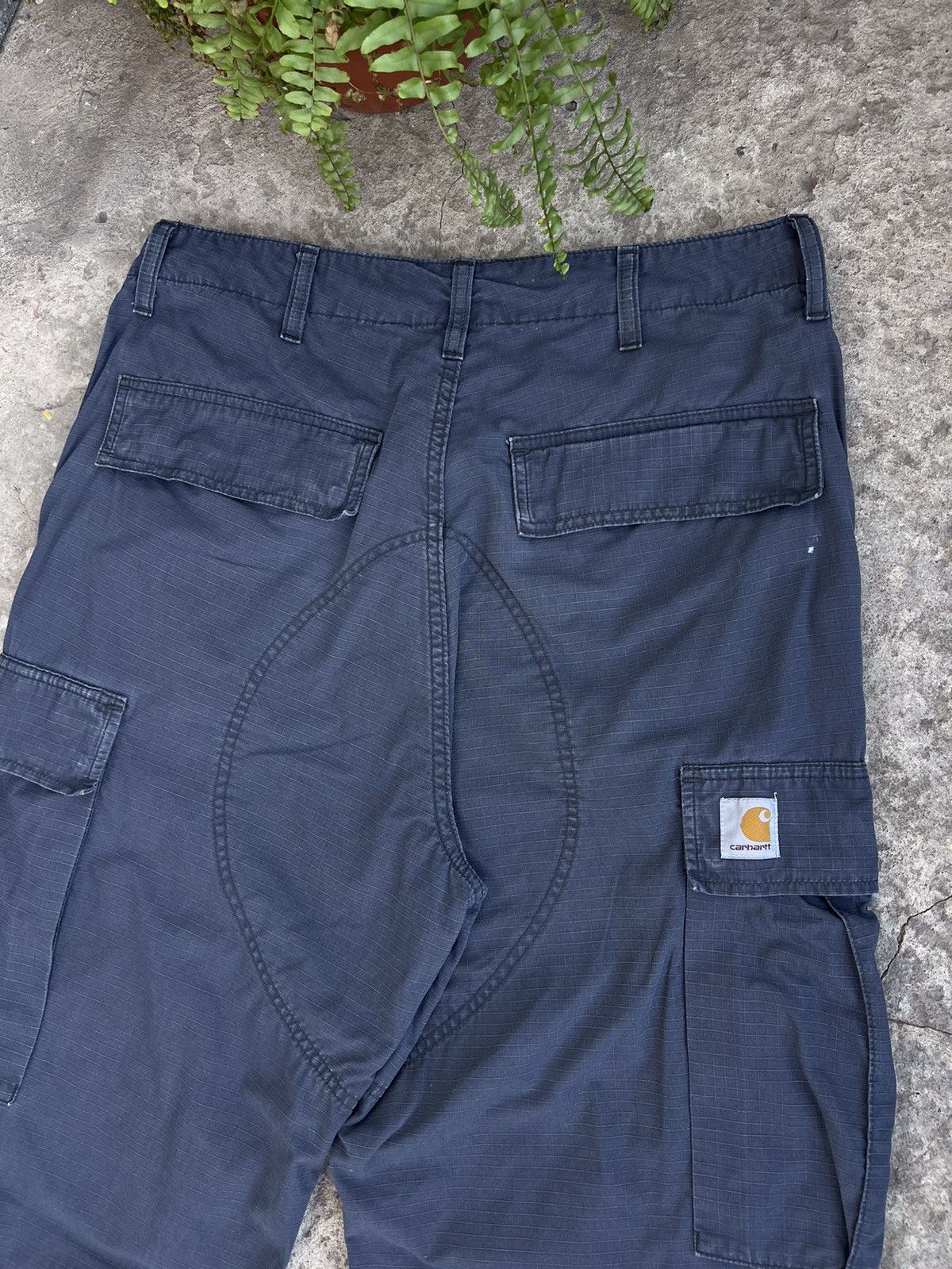 Carhartt × Vintage Vintage Carhartt Cargo Pants Washed distressed Size US 32 / EU 48 - 9 Thumbnail