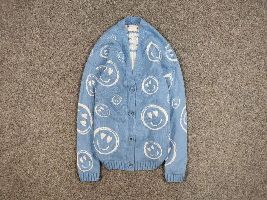 Japanese Brand Vintage 90's blue smiley logos Japanese style Knit Cardigan Size XS / US 0-2 / IT 36-38 - 1 Thumbnail